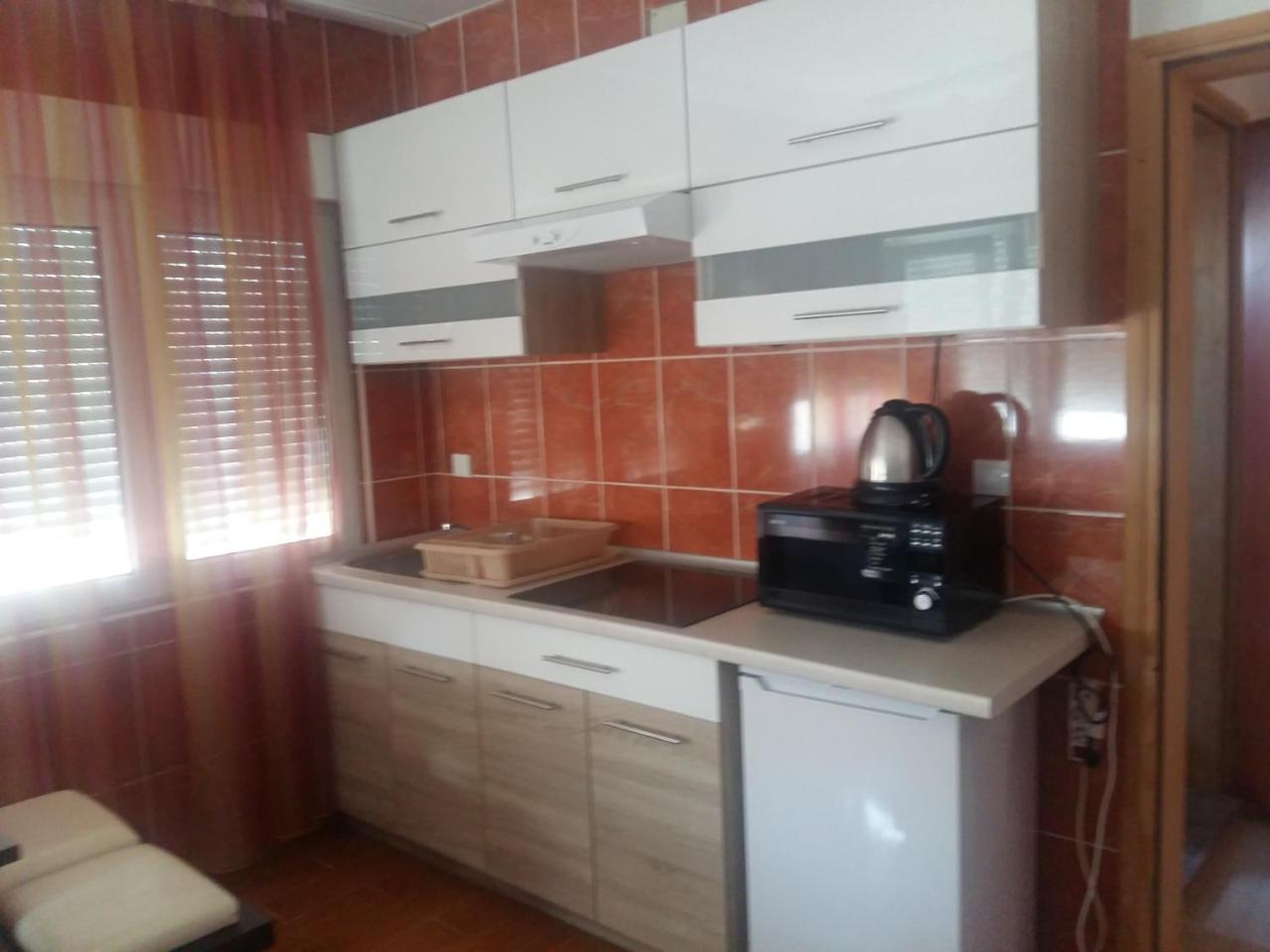 Lazar Apartments Petrovac Exteriör bild