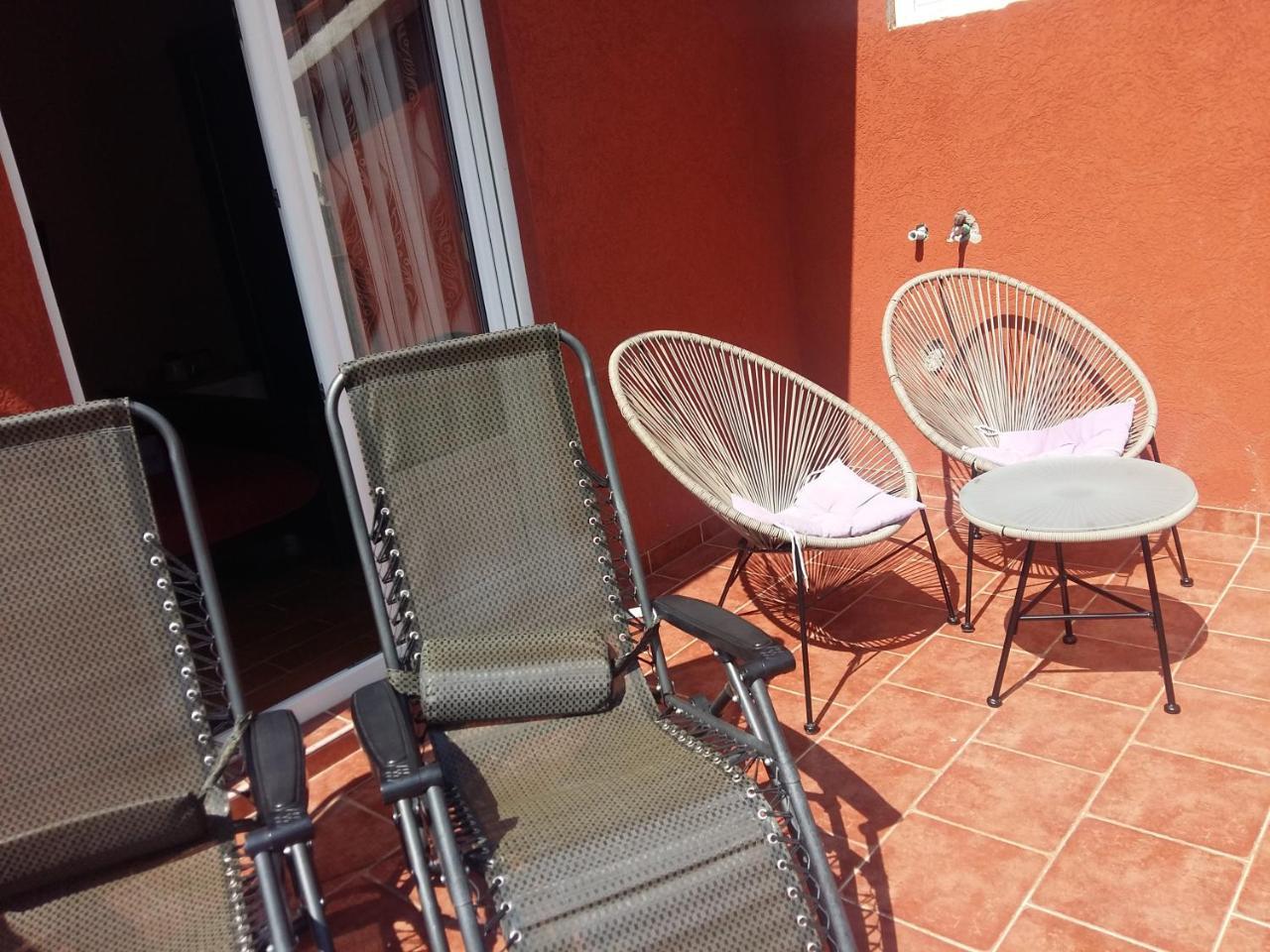 Lazar Apartments Petrovac Exteriör bild